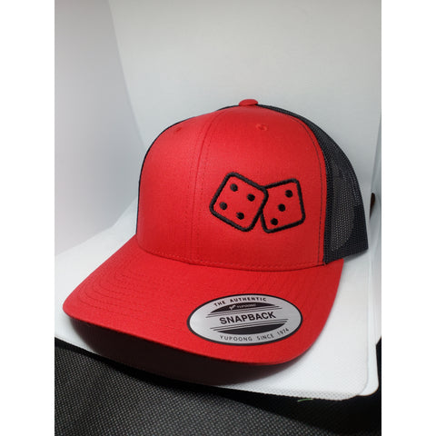 Red/Black Snapback/ low profile trucker cap